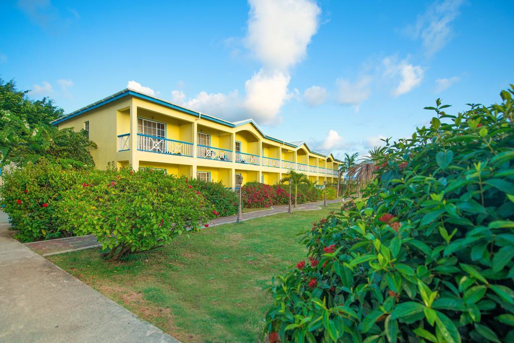 Anchorage Inn Dickenson Bay Extérieur photo