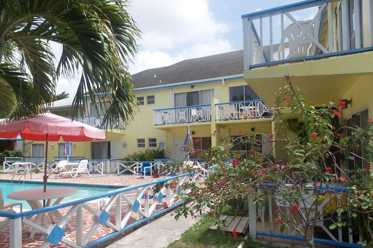 Anchorage Inn Dickenson Bay Extérieur photo